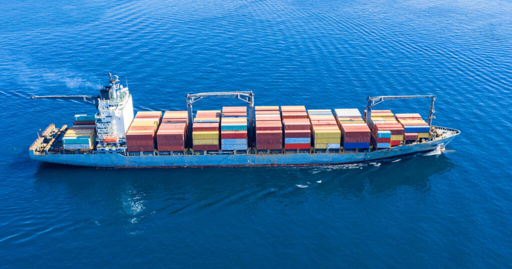أبرز فوائد الشحن البحري للشركات والأعمال التجارية